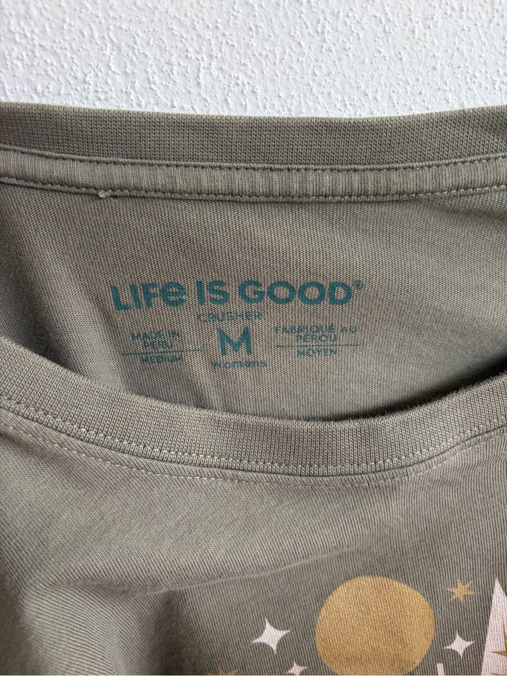 Life Is Good - Winter Wolf Long Sleeve Crusher Tee - Picture 6 of 6